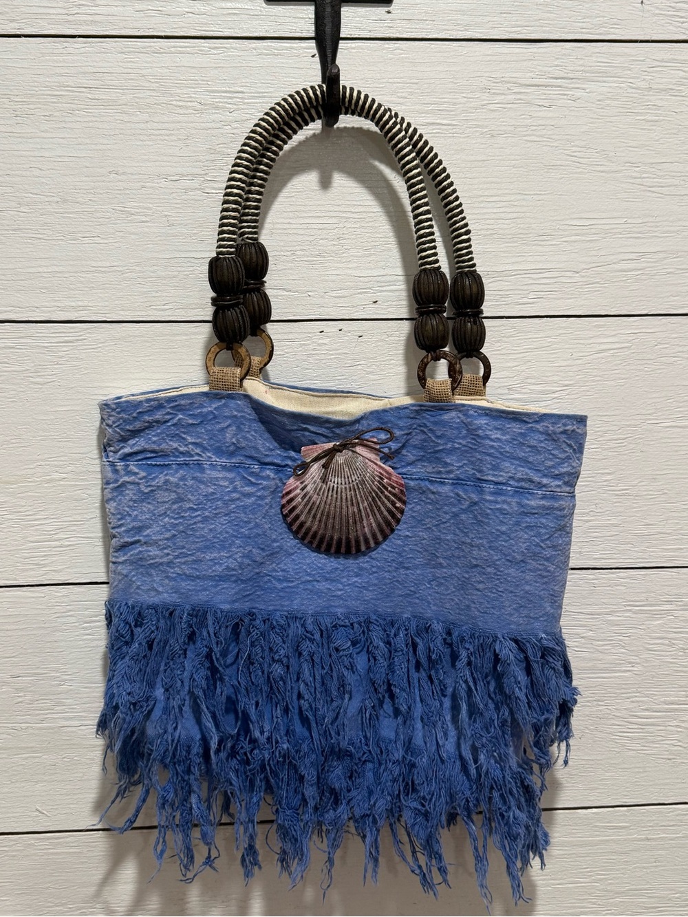 Unique Vin. 100% Cotton Blue Fringe Giocam Tote Bag w/Shell and Raffia Accents